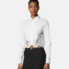 Bluse i bomulds-poplin med blondekant