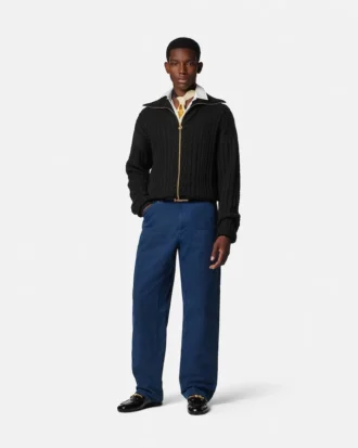 Broderet uldstrikket sweater med lynlås