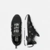 Dynamic Sneakers