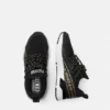 Dynamiske logo-sneakers
