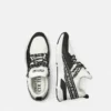 Dynamiske logo-sneakers