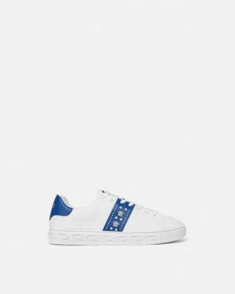 Greca-sneakers med dekorationer