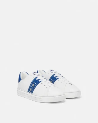 Greca-sneakers med dekorationer