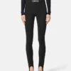 Leggings i viskose-blanding med strop