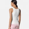 Ribbet tanktop med sikkerhedsnål