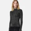 Ribstrikket top i lurex-blanding