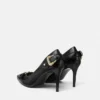 Scarlett Baroque-pumps med spænder