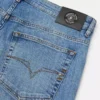 Slim-fit jeans