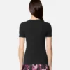 T-shirt med institutionelt logo