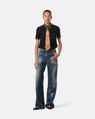 Top i ensat satin med nitter