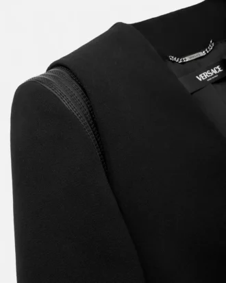 Uldblazer med enkeltradet knaplukning